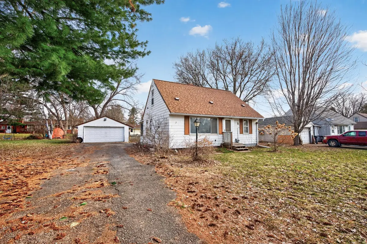121 Roselawn Avenue E, Maplewood, MN 55117 - #1