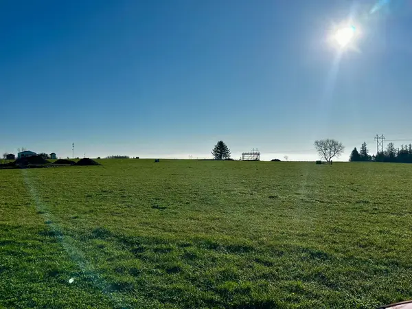 3rd SE Ave, Harmony, MN 55939