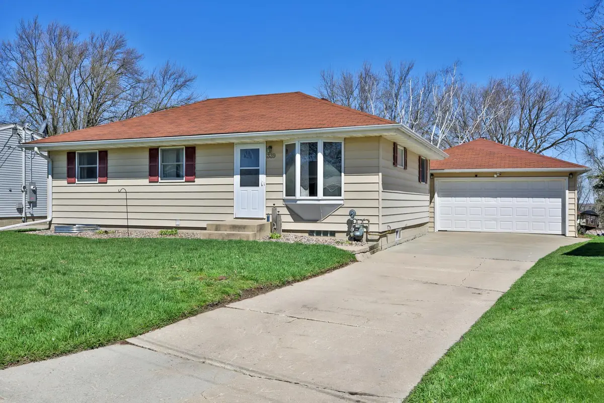 339 2nd Street Ne, Byron, MN 55920 - #1