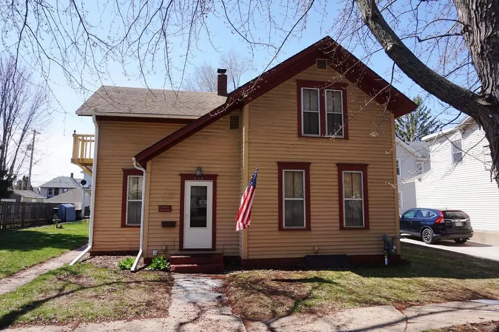 428 N Farwell Street, Eau Claire, WI 54703 - #1