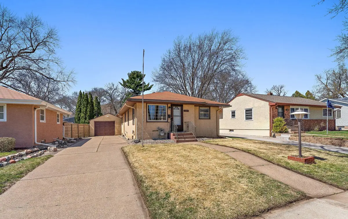 1287 Calumet Avenue, West Saint Paul, MN 55118 - #1