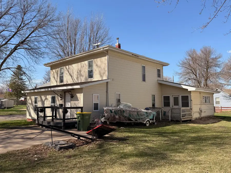 384 Rowland Street, Tracy, MN 56175 - #3