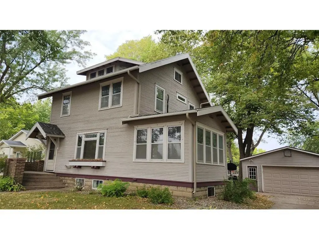 528 11th Street, Windom, MN 56101 - #1