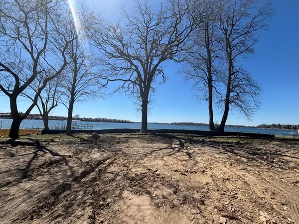 4410 Manitou Road, Tonka Bay, MN 55331