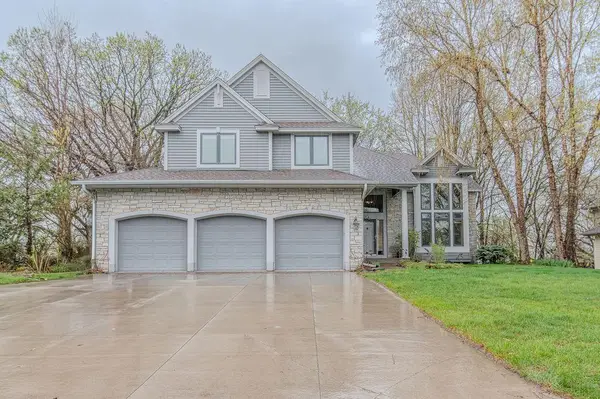 13856 Essex Trail, Apple Valley, MN 55124