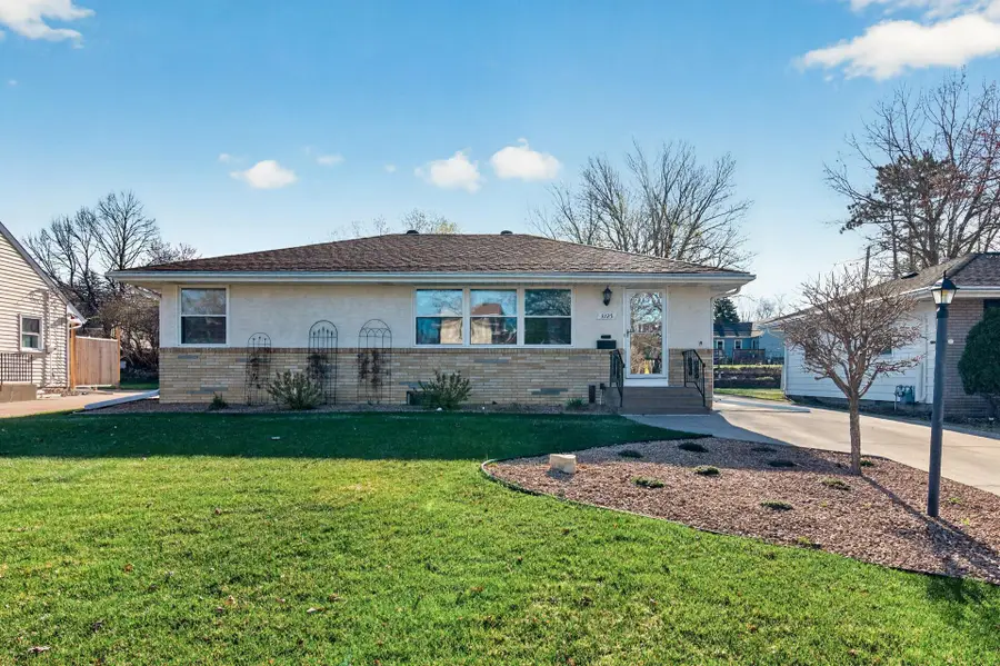 3725 Lincoln Street Ne, Columbia Heights, MN 55421 - #3