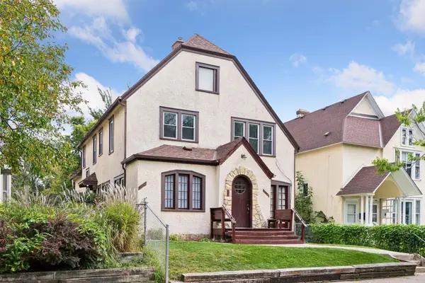 2630 Dupont Avenue N, Minneapolis, MN 55411