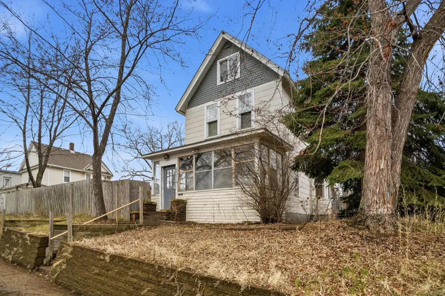 2214 Girard Avenue N, Minneapolis, MN 55411 - #2