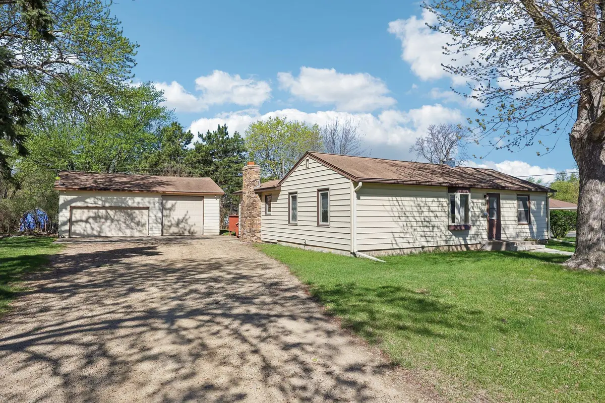 9000 Park Avenue S, Bloomington, MN 55420 - #1