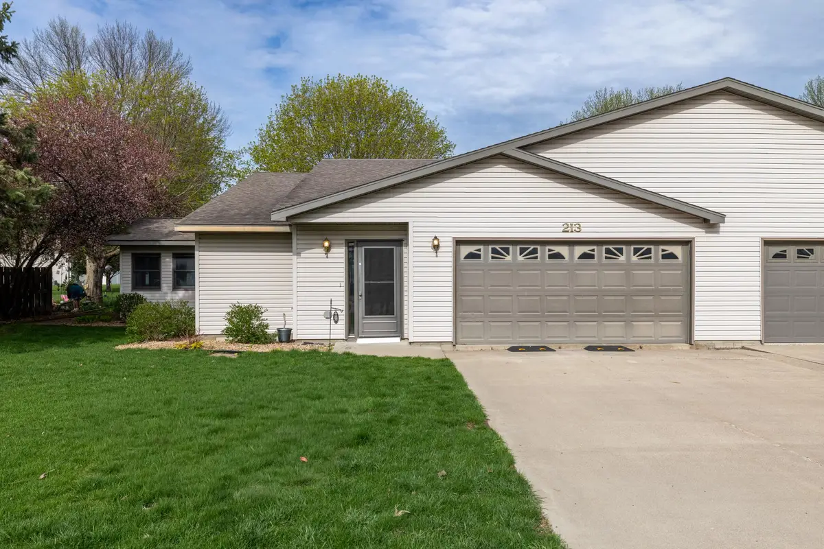 213 Foxborough Lane, Le Sueur, MN 56058 - #1