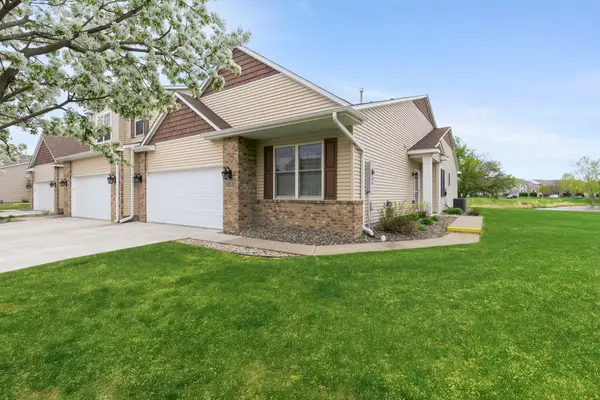 11116 Goodhue Street Ne, Blaine, MN 55449