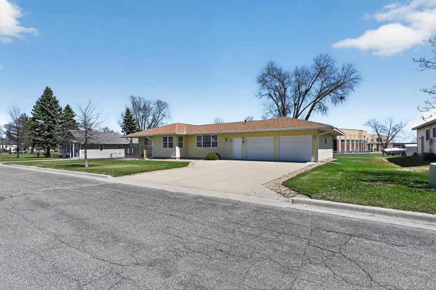 817 East Street, Sauk Centre, MN 56378 - #2