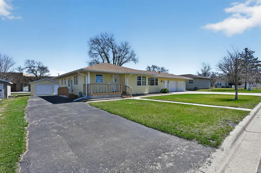 817 East Street, Sauk Centre, MN 56378 - #3