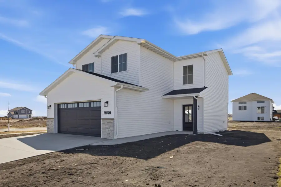 6200 86th Avenue S, Horace, ND 58047 - #2