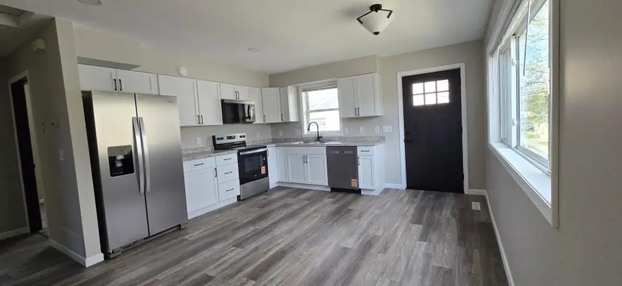 719 Jimmy Carter Place, Winona, MN 55987 - #3