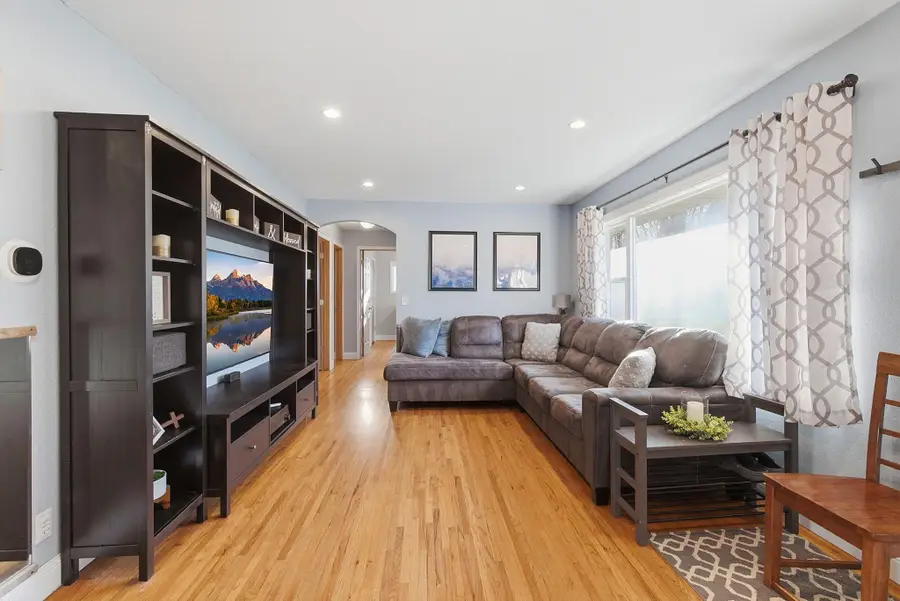 272 Pinewood Drive, Apple Valley, MN 55124 - #3