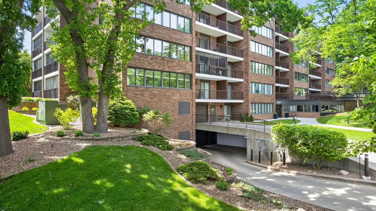 600 4th Street Sw #408, Rochester, MN 55902 - #1