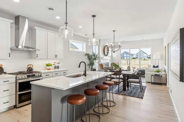 11613 202nd Street W, Lakeville, MN 55044