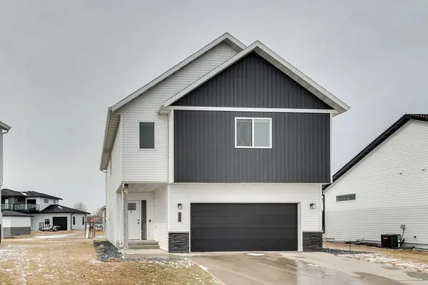 507 7th Street E, Horace, ND 58047