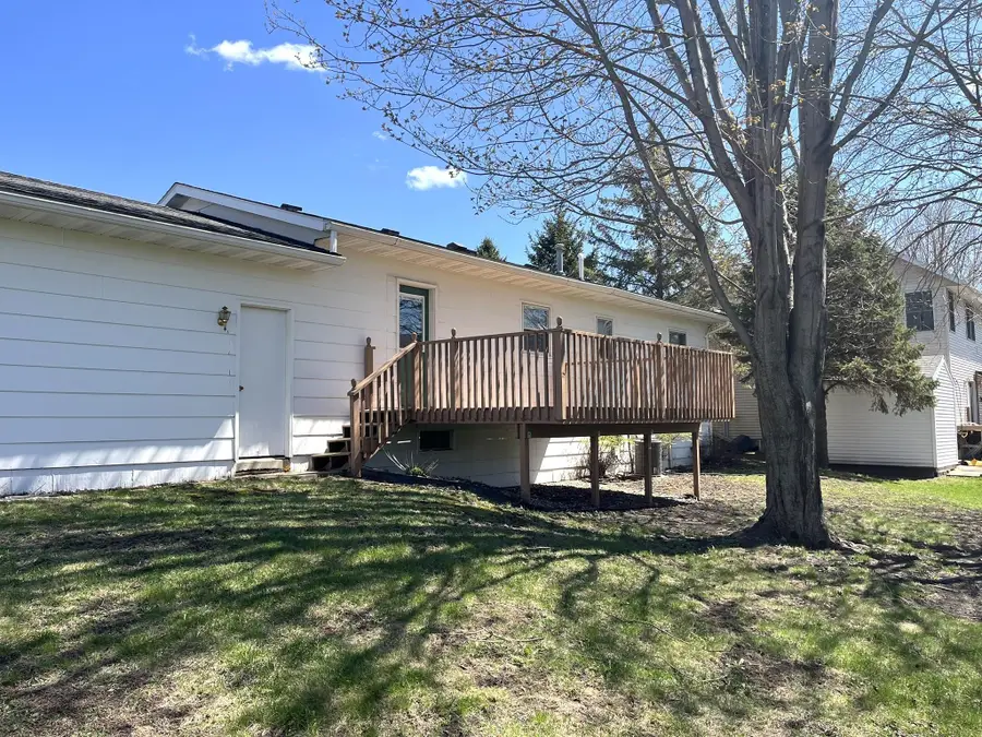 408 Geraldine Street, Fairmont, MN 56031 - #3