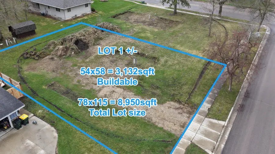 1423 Kandiyohi Avenue Sw, Willmar, MN 56201 - #3