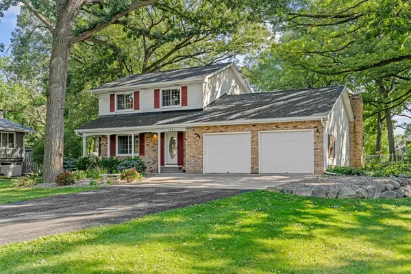 7641 49th Avenue N, New Hope, MN 55428