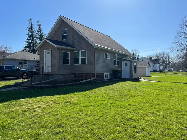 402 2nd Street Sw, Renville, MN 56284
