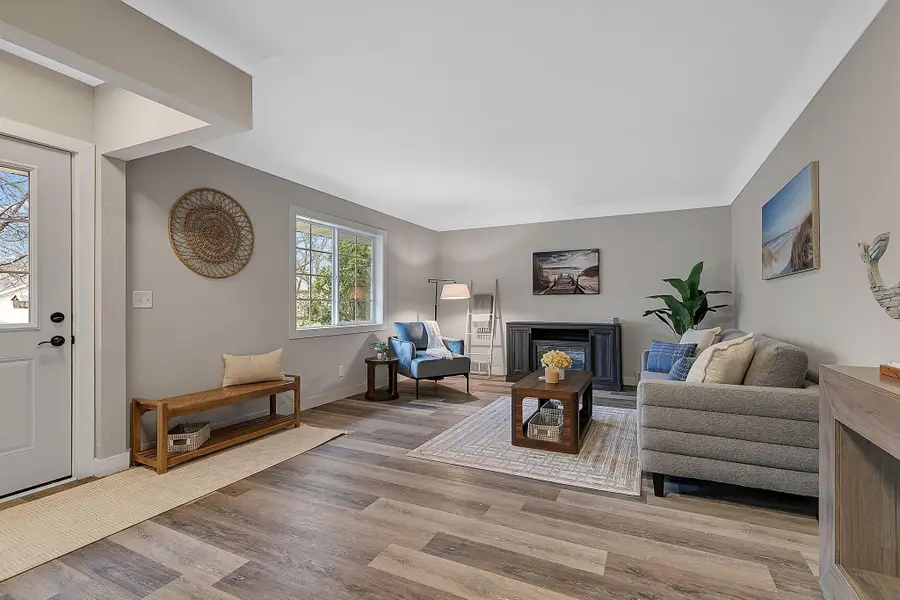 329 4th Avenue Ne, Saint Cloud, MN 56304 - #2