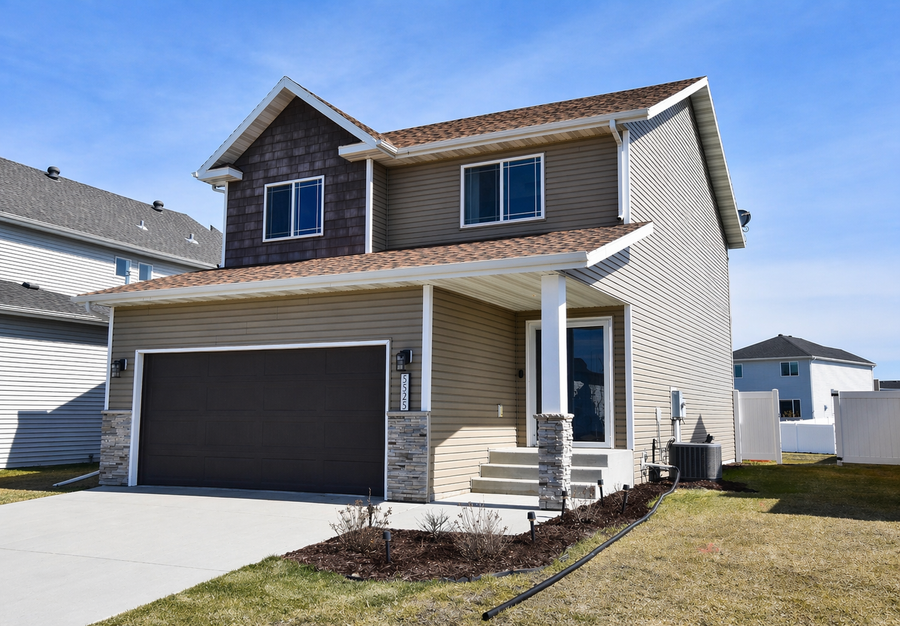 5525 8th Street W, West Fargo, ND 58078 - #2