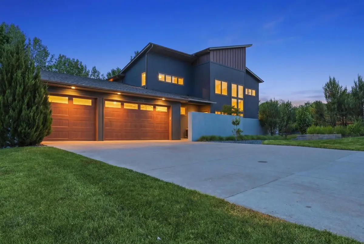 2229 Wall Street, Eagan, MN 55122 - #1