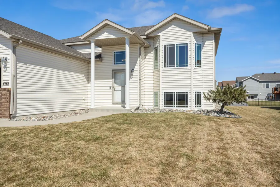 4745 48th Avenue S, Fargo, ND 58104 - #3