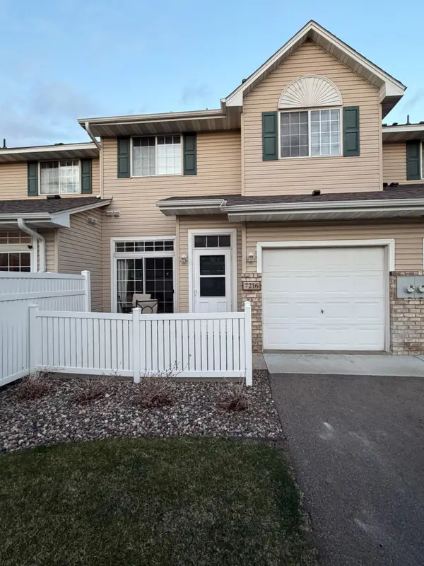 7216 155th Street W, Apple Valley, MN 55124