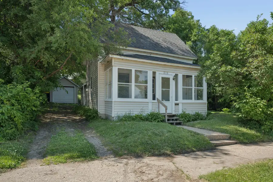 210 Willow Street, Faribault, MN 55021 - #2