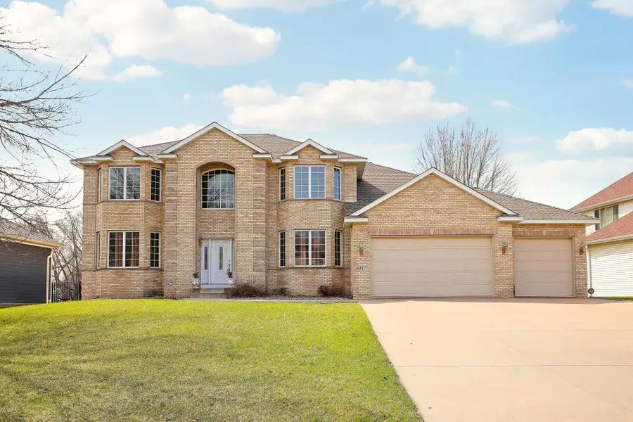 4417 104th Avenue N, Brooklyn Park, MN 55443 - #2