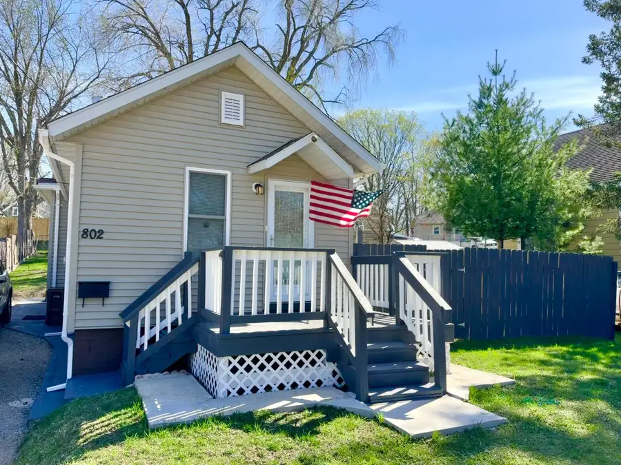 802 Valley Avenue, Albert Lea, MN 56007 - #2