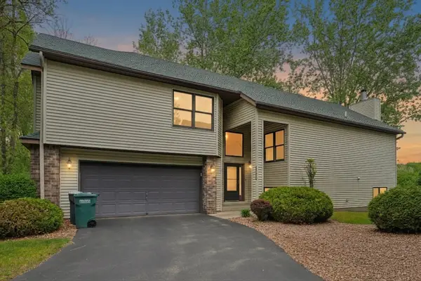 5700 Willow Trail, Shoreview, MN 55126