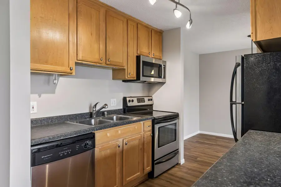 4110 Rahn Road #121, Eagan, MN 55122 - #2