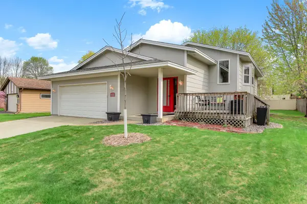 5212 144th Street W, Apple Valley, MN 55124