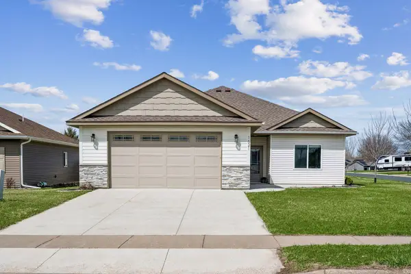 1621 11th Street Ne, Buffalo, MN 55313