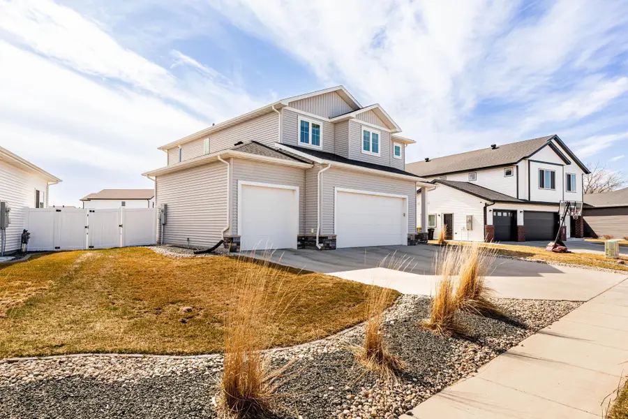 5488 11th Street W, West Fargo, ND 58078 - #2