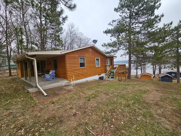 7768 Lakeview Drive, Brainerd, MN 56401