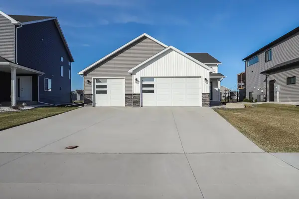5461 Lori Lane W, West Fargo, ND 58078