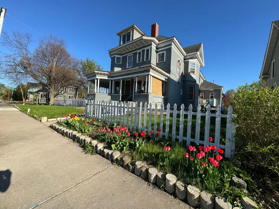 1464 Minnehaha Ave W, Saint Paul, MN 55104 - #3