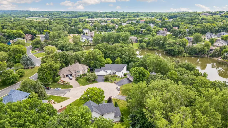 4854 Four Seasons Court, Eagan, MN 55122 - #2