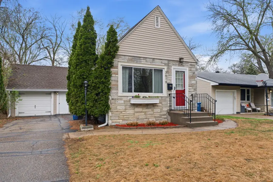 3619 Halifax Avenue N, Robbinsdale, MN 55422 - #2