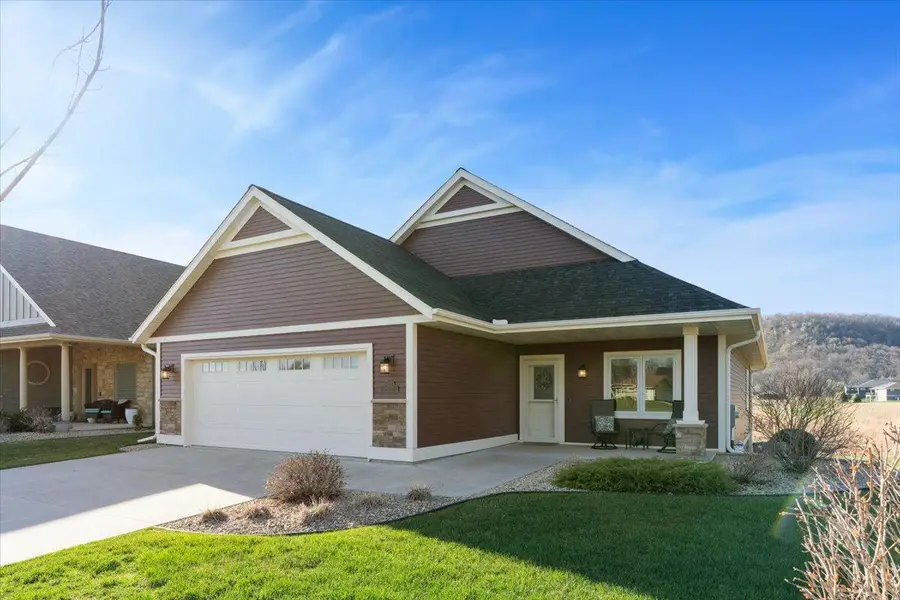 573 Cedar Drive, Lake City, MN 55041 - #2