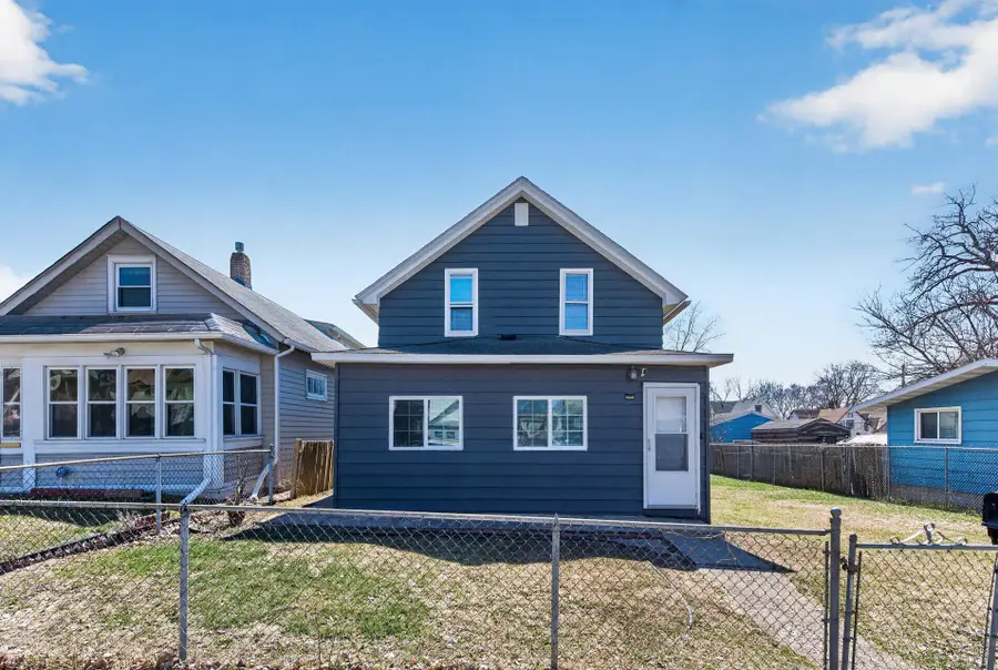 372 Lawson Avenue E, Saint Paul, MN 55130 - #3