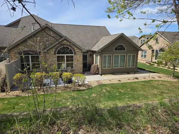 24038 Rivers Edge Road, Rogers, MN 55374