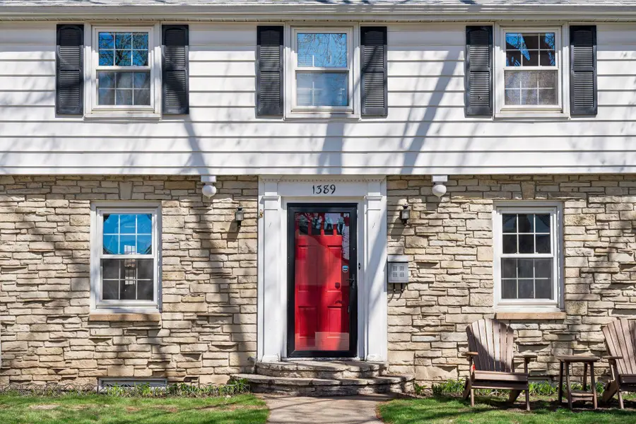 1389 Hoyt Avenue W, Falcon Heights, MN 55108 - #2