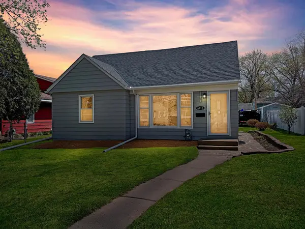 6913 Russell Avenue S, Richfield, MN 55423